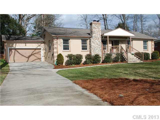 5435 Robinhood Road Charlotte, NC 28211 - Photo 1 of 16 Gallery Image 1