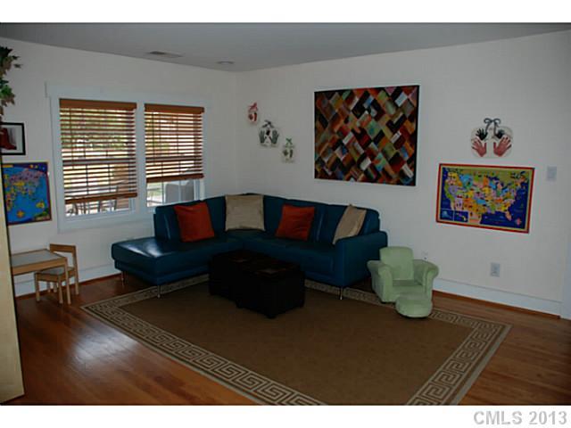 5435 Robinhood Road Charlotte, NC 28211 - Photo 7 of 16 Gallery Image 7
