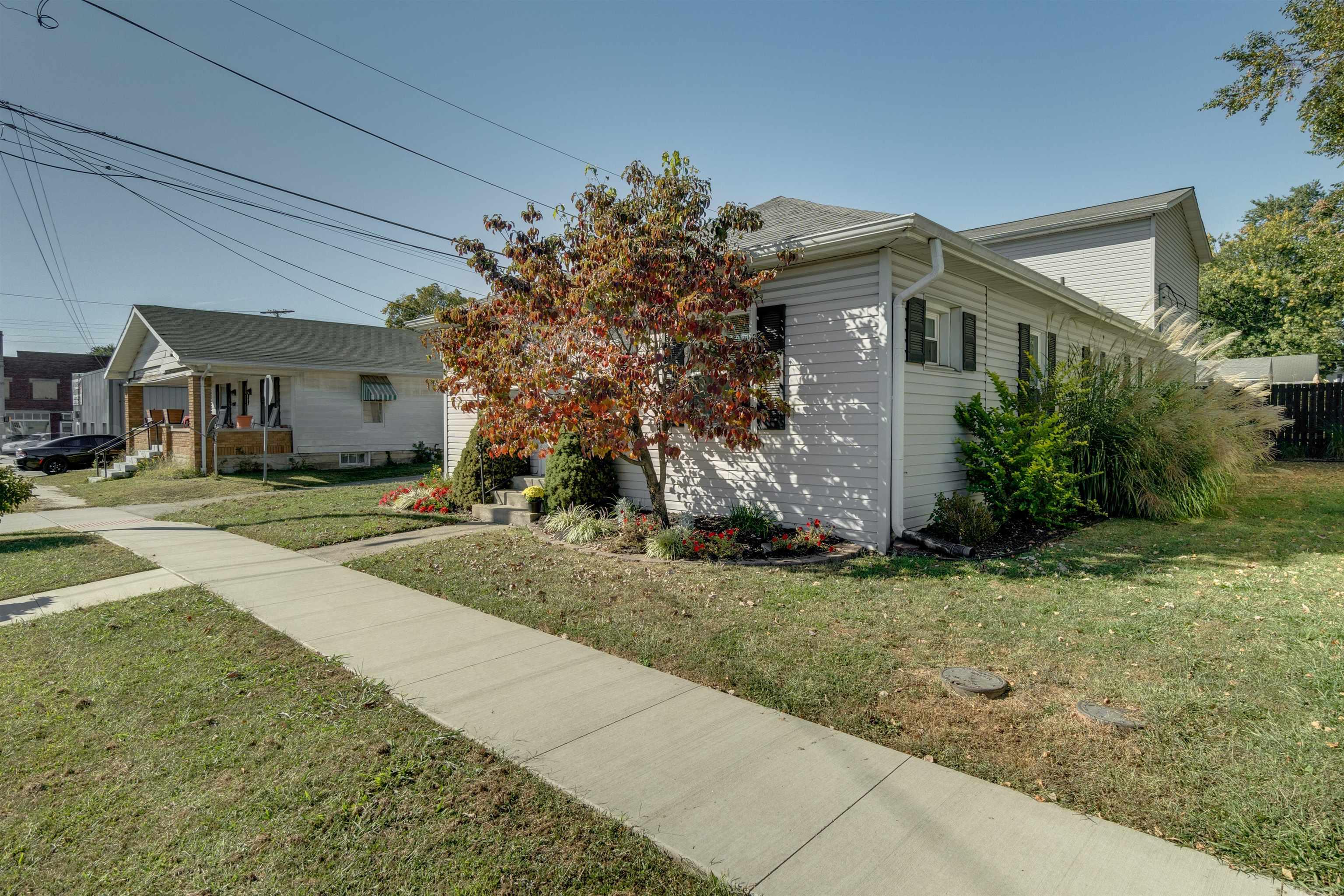 1419 5th Street Bedford, IN 47421 - Photo 3 of 29