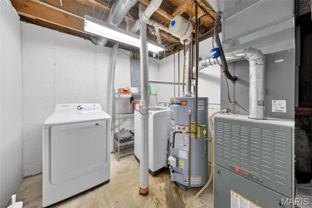 $349,900 | 10 Barbre Court, Webster Groves, MO 63119