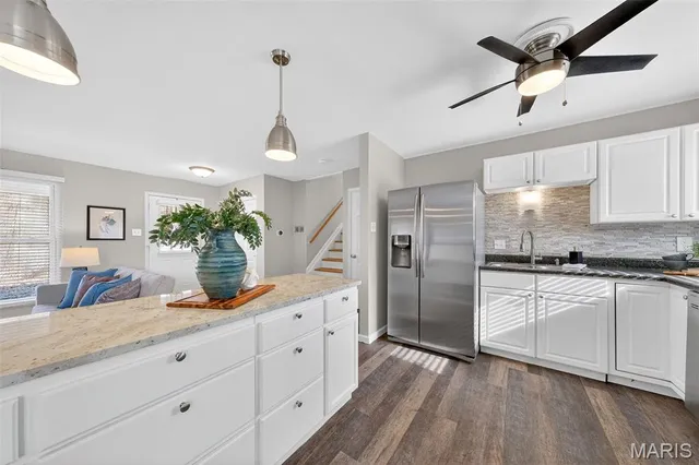 $349,900 | 10 Barbre Court, Webster Groves, MO 63119