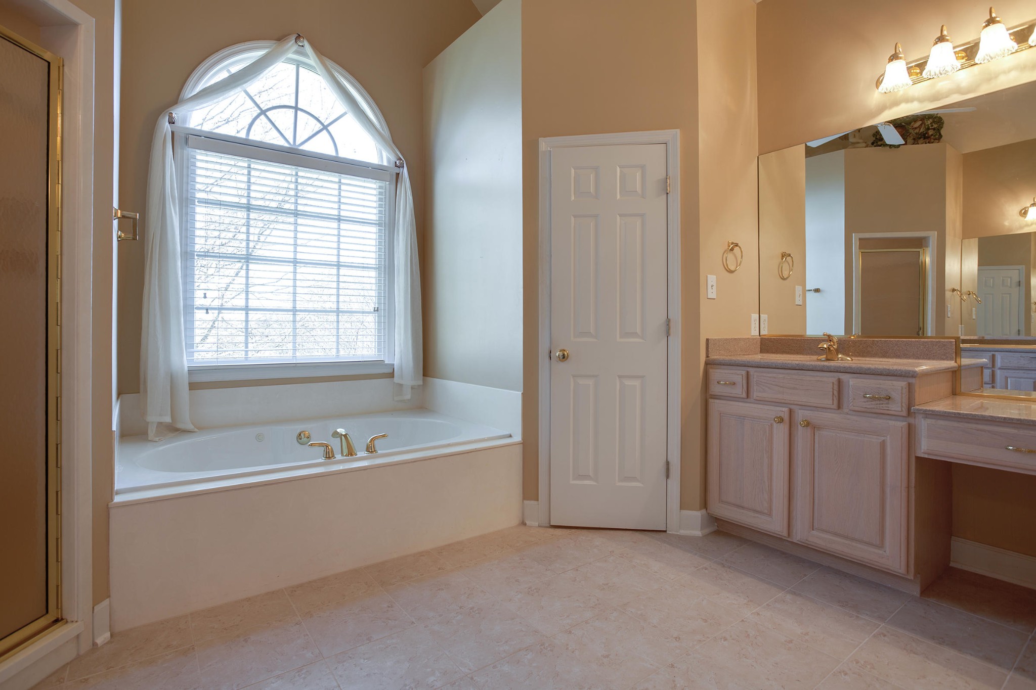 12548 Comblain Road, Unit 4 Knoxville, TN 37934 - Photo 14 of 37 Gallery Image 14