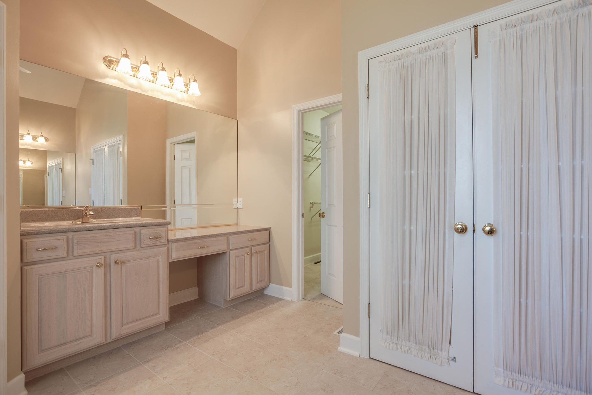 12548 Comblain Road, Unit 4 Knoxville, TN 37934 - Photo 16 of 37 Gallery Image 16