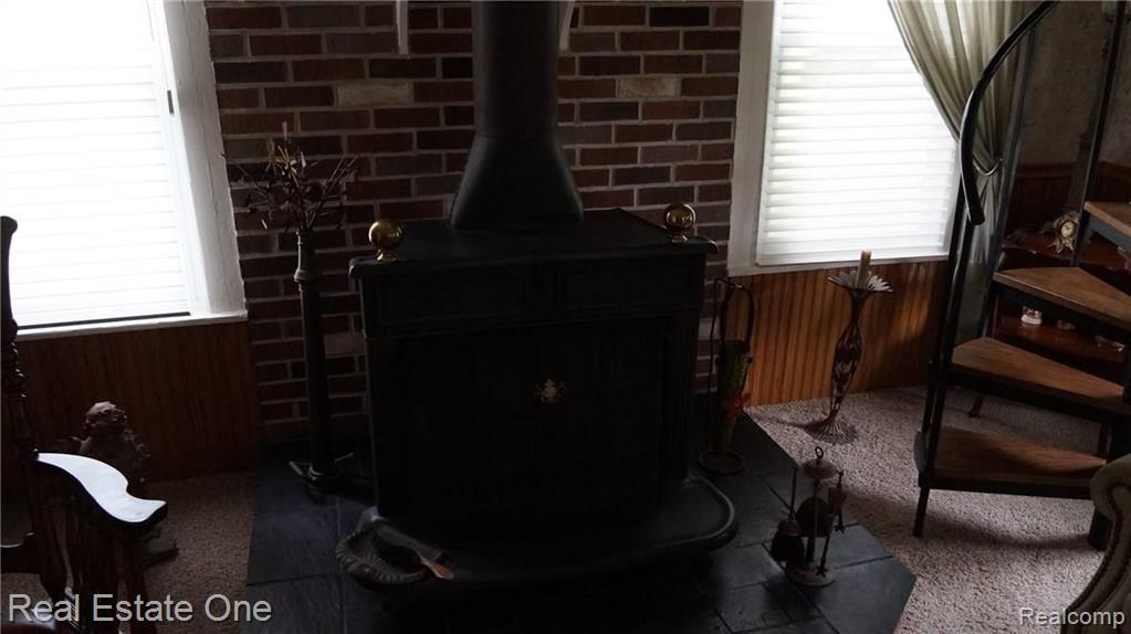 60649 Mt Vernon Road Rochester, MI 48306 - Photo 16 of 31