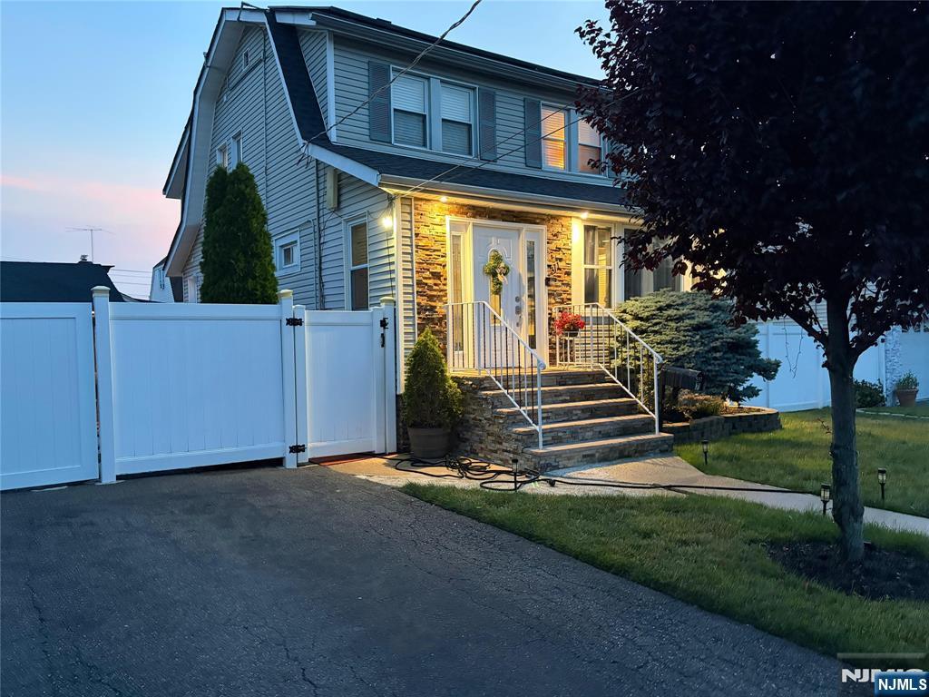 371 Simons Avenue Hackensack, NJ 07601 - Photo 1 of 23