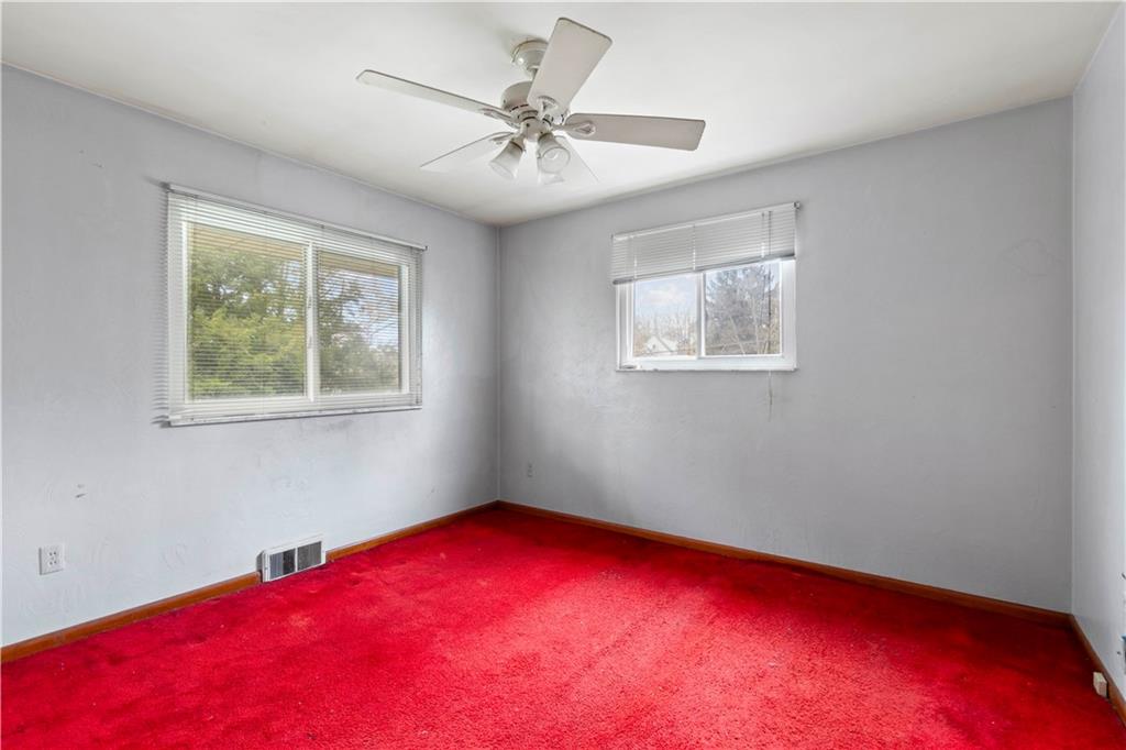 461 Eicher Road Pittsburgh, PA 15237 - Photo 17 of 28 a view of empty room with window
