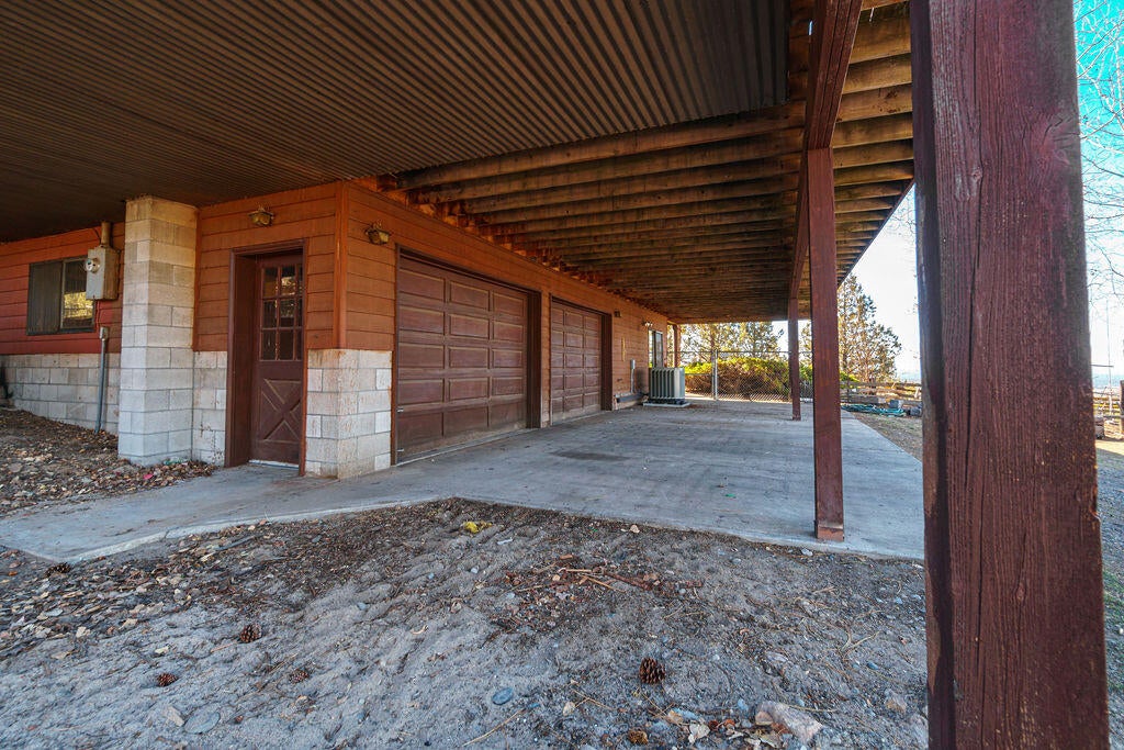 11322 Southwest Red Cloud Road Powell Butte, OR 97753 - Photo 18 of 35 RileyVisuals-5