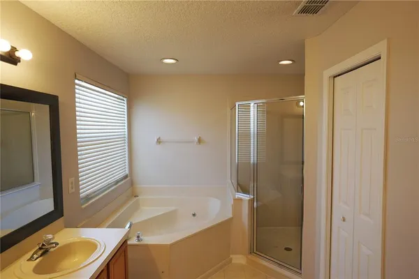 $495,900 | 832 Magnolia Creek Circle, Orlando, FL 32828