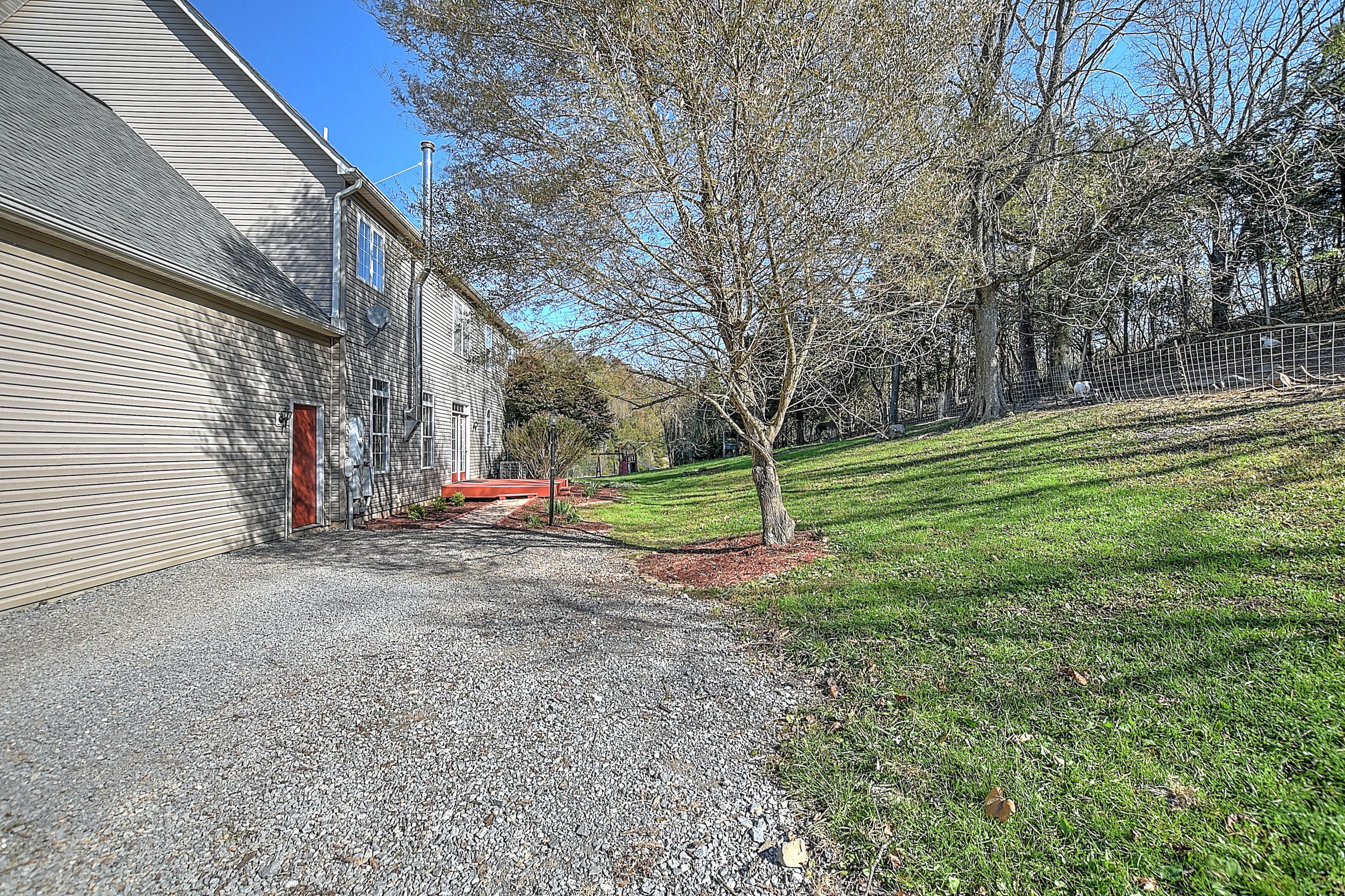 17633 Federal Road Mendota, VA 24270 - Photo 47 of 52 17633 Federal Rd-56