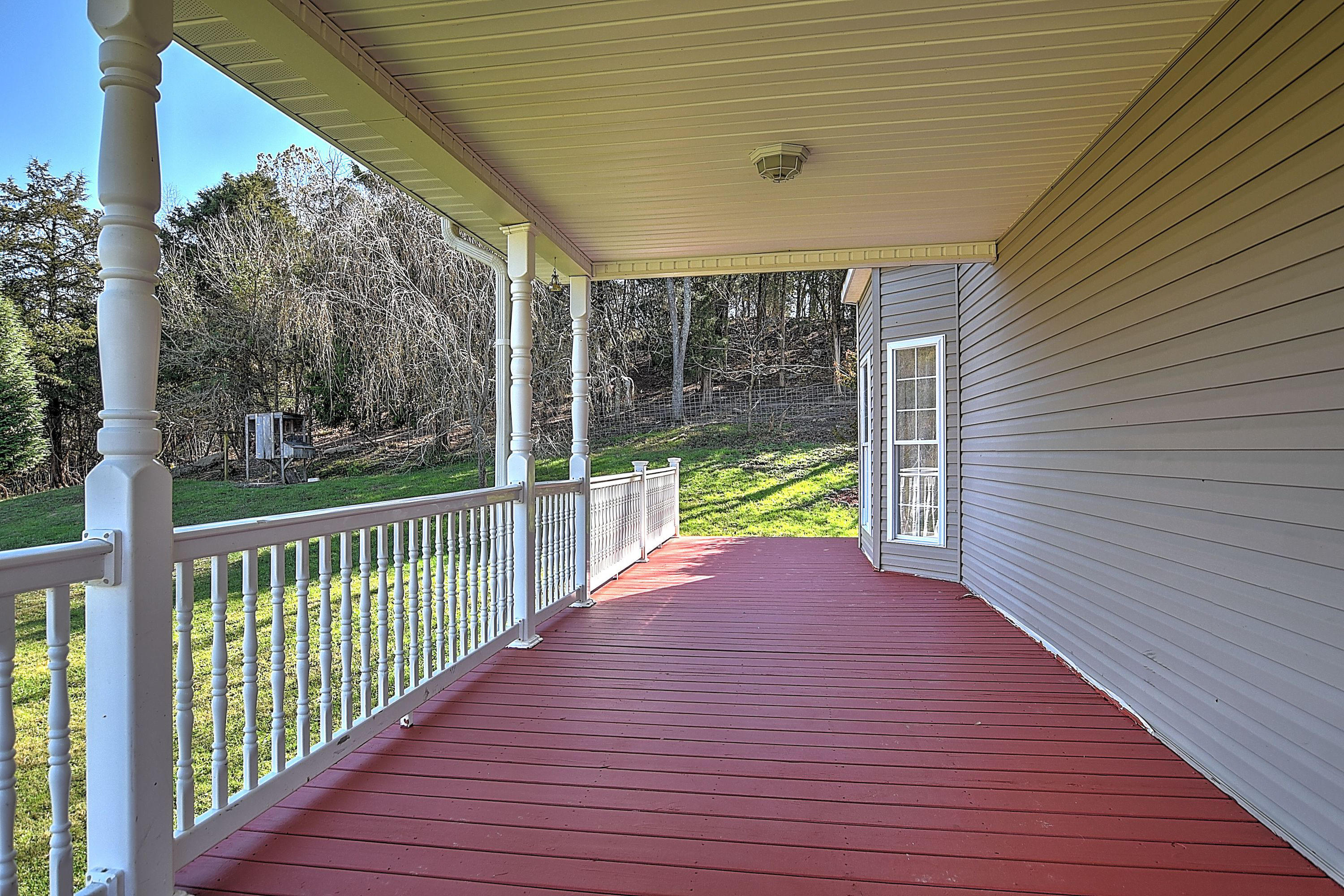 17633 Federal Road Mendota, VA 24270 - Photo 8 of 52 17633 Federal Rd-5