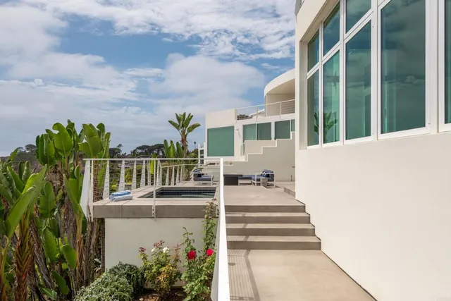 $6,480,000 | 121 Via De La Valle, Del Mar, CA 92014