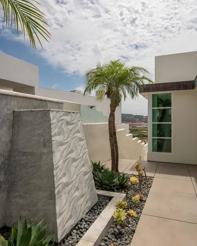 $6,480,000 | 121 Via De La Valle, Del Mar, CA 92014