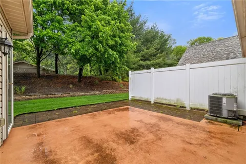 $374,900 | 714 Spencer Woods Drive, Glenshaw, PA 15116