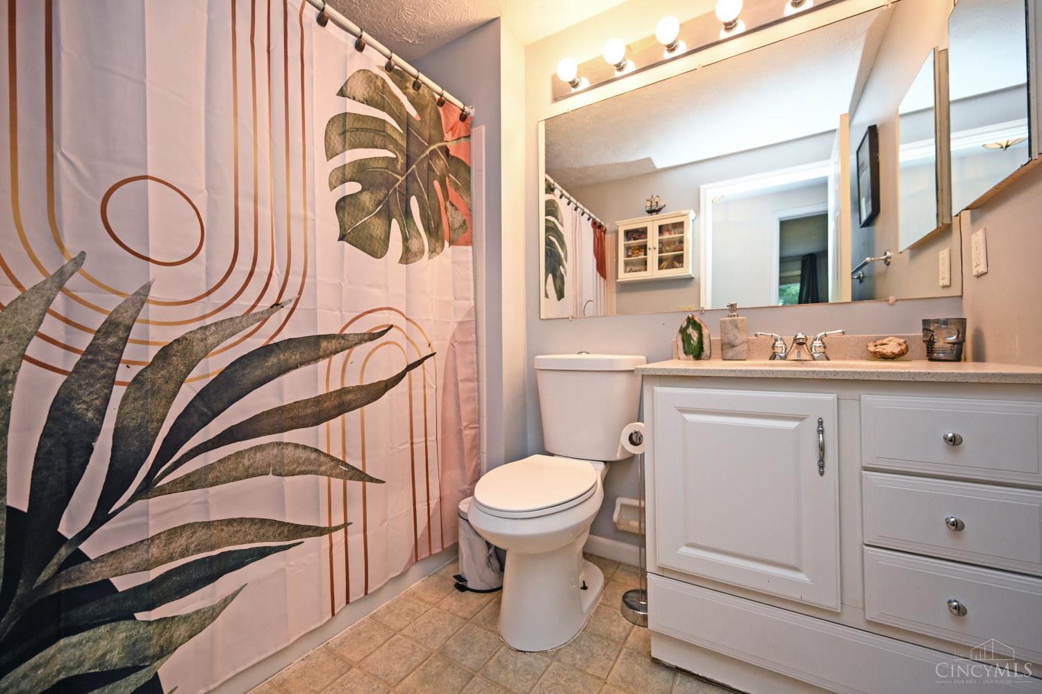 2590 Hunt Road Cincinnati, OH 45236 - Photo 30 of 59