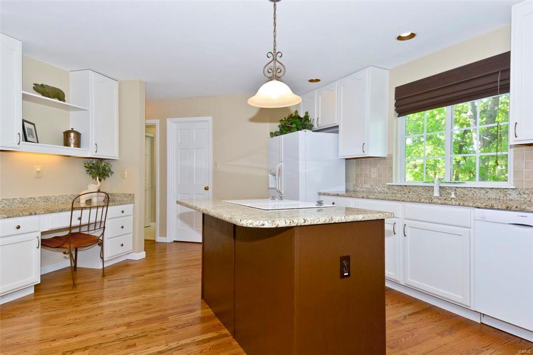 741 Arbor Ridge Court Ballwin, MO 63021 - Photo 7 of 26 Gallery Image 7