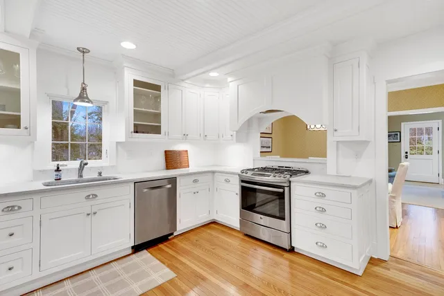 $1,100,000 | 15 Oklahoma Avenue, Sewanee, TN 37375