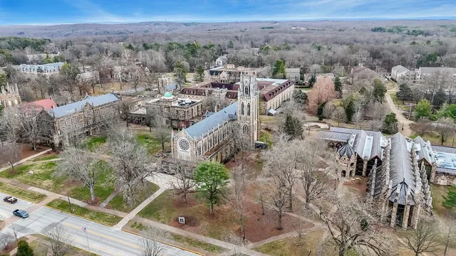 $1,100,000 | 15 Oklahoma Avenue, Sewanee, TN 37375