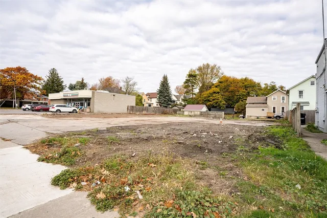 $225,000 | 511-513 East Main Street, Batavia City, NY 14020