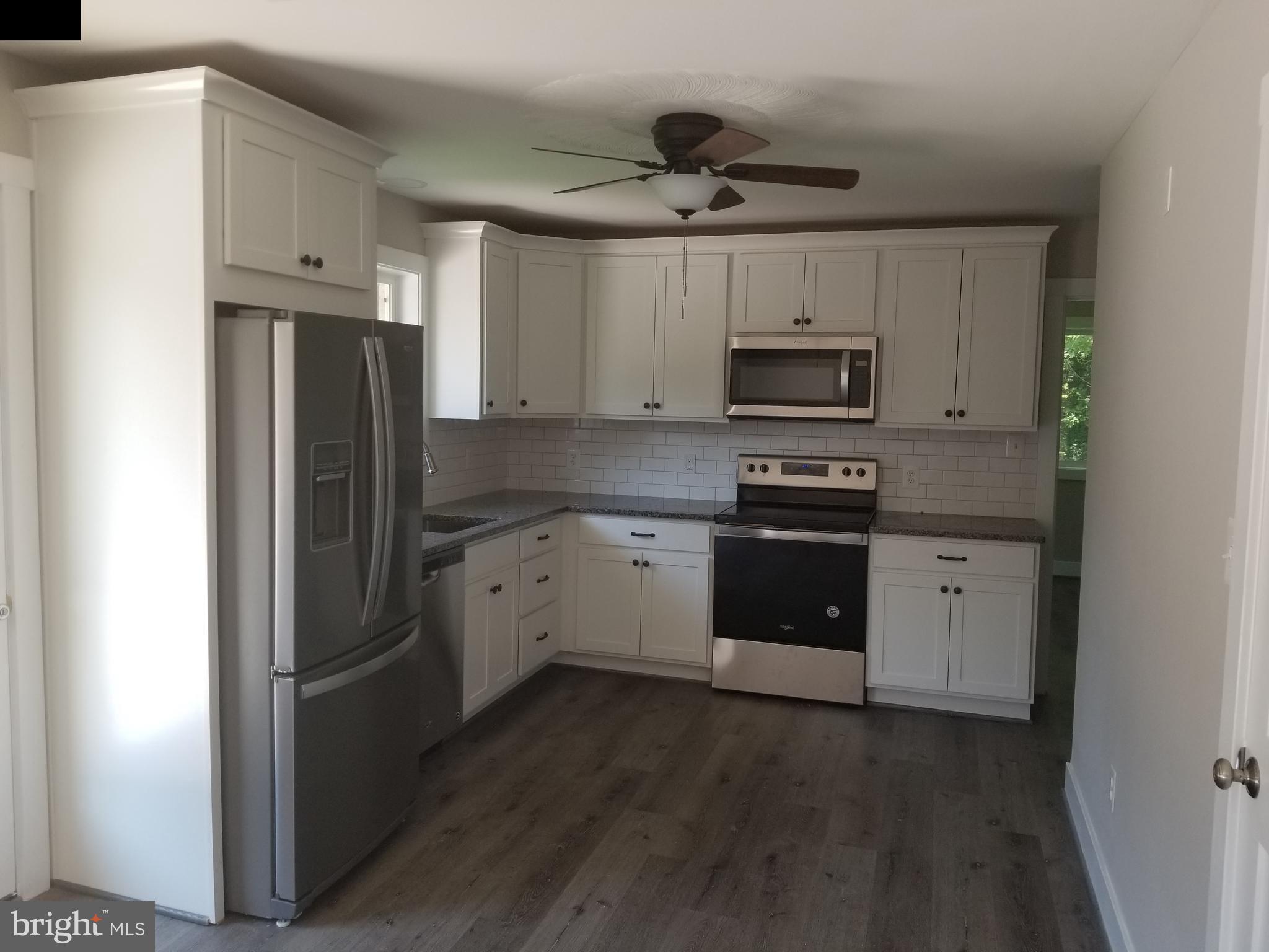 14520 Snake Castle Road Sumerduck, VA 22742 - Photo 3 of 21 Kitchen