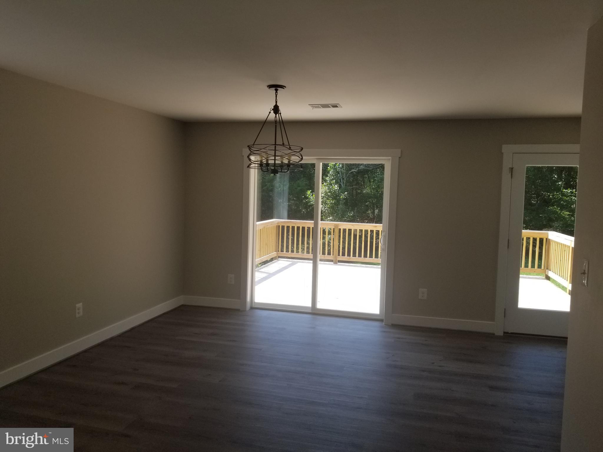 14520 Snake Castle Road Sumerduck, VA 22742 - Photo 4 of 21 Dinning Room