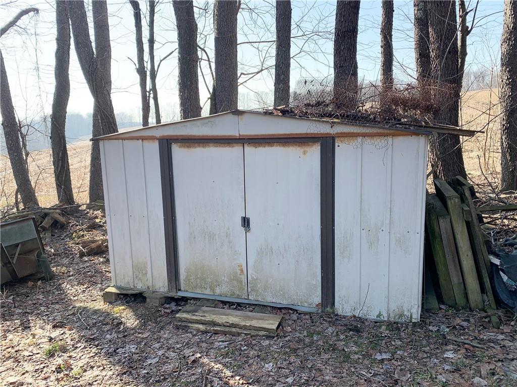 110 Tiger Road Evans City, PA 16033 - Photo 23 of 24