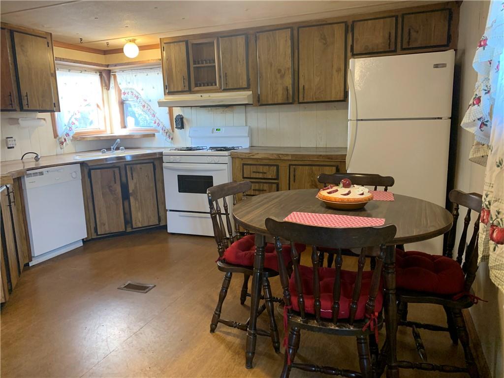 110 Tiger Road Evans City, PA 16033 - Photo 8 of 24