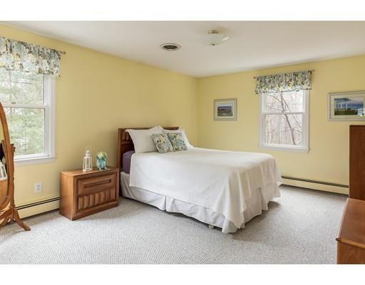 12 Barbara Road Hopkinton, MA 01748 - Photo 21 of 30 Gallery Image 21