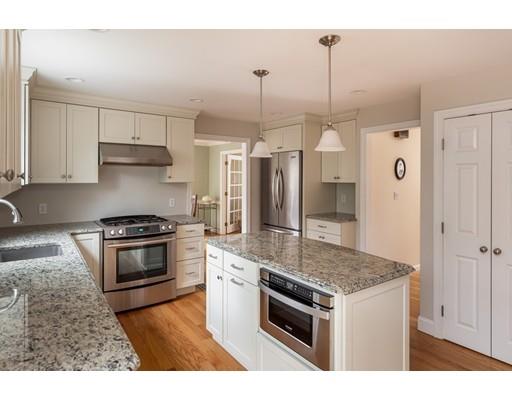12 Barbara Road Hopkinton, MA 01748 - Photo 4 of 30 Gallery Image 4