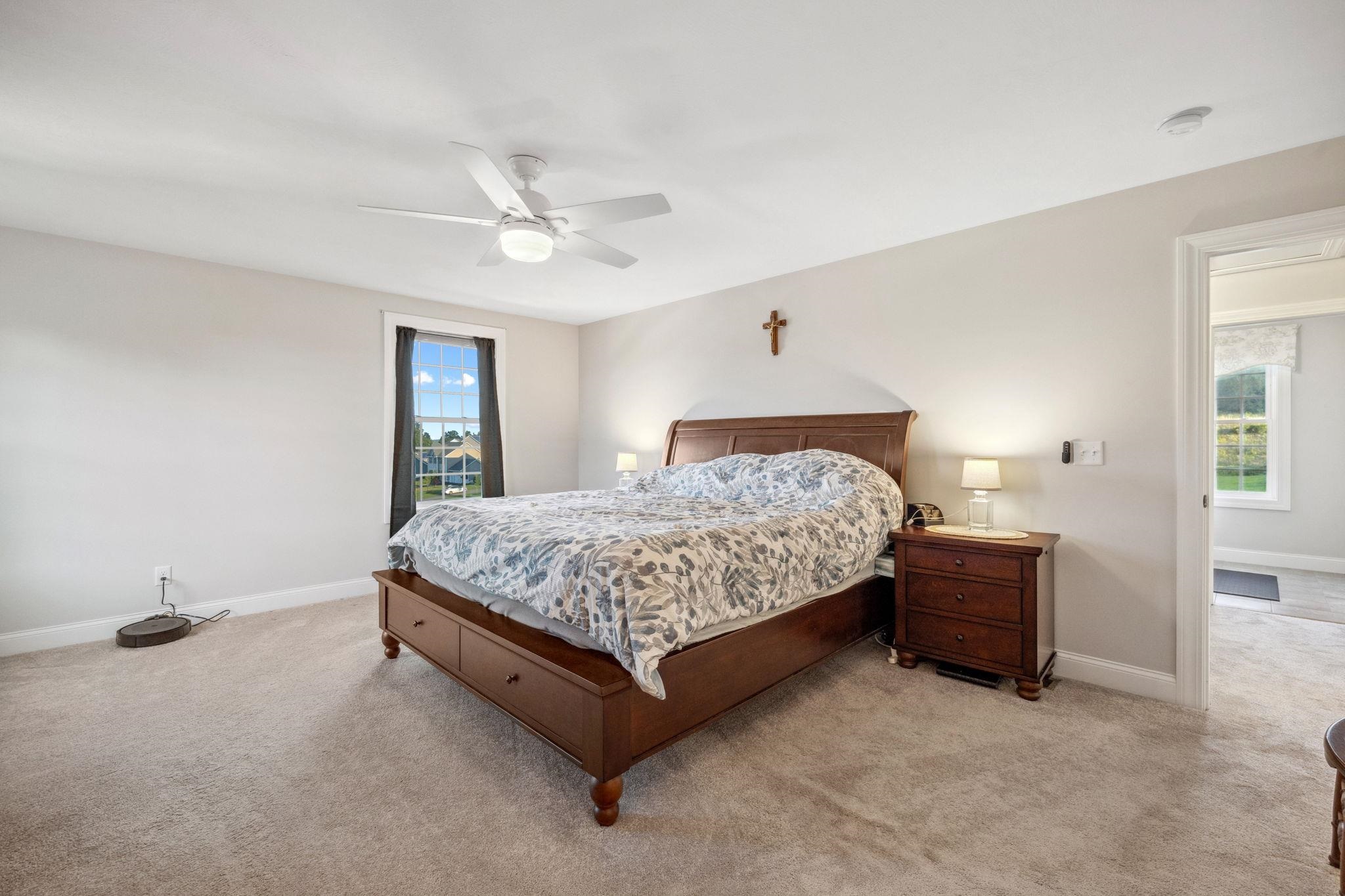 172 Brookview Drive Hooksett, NH 03106 - Photo 17 of 40