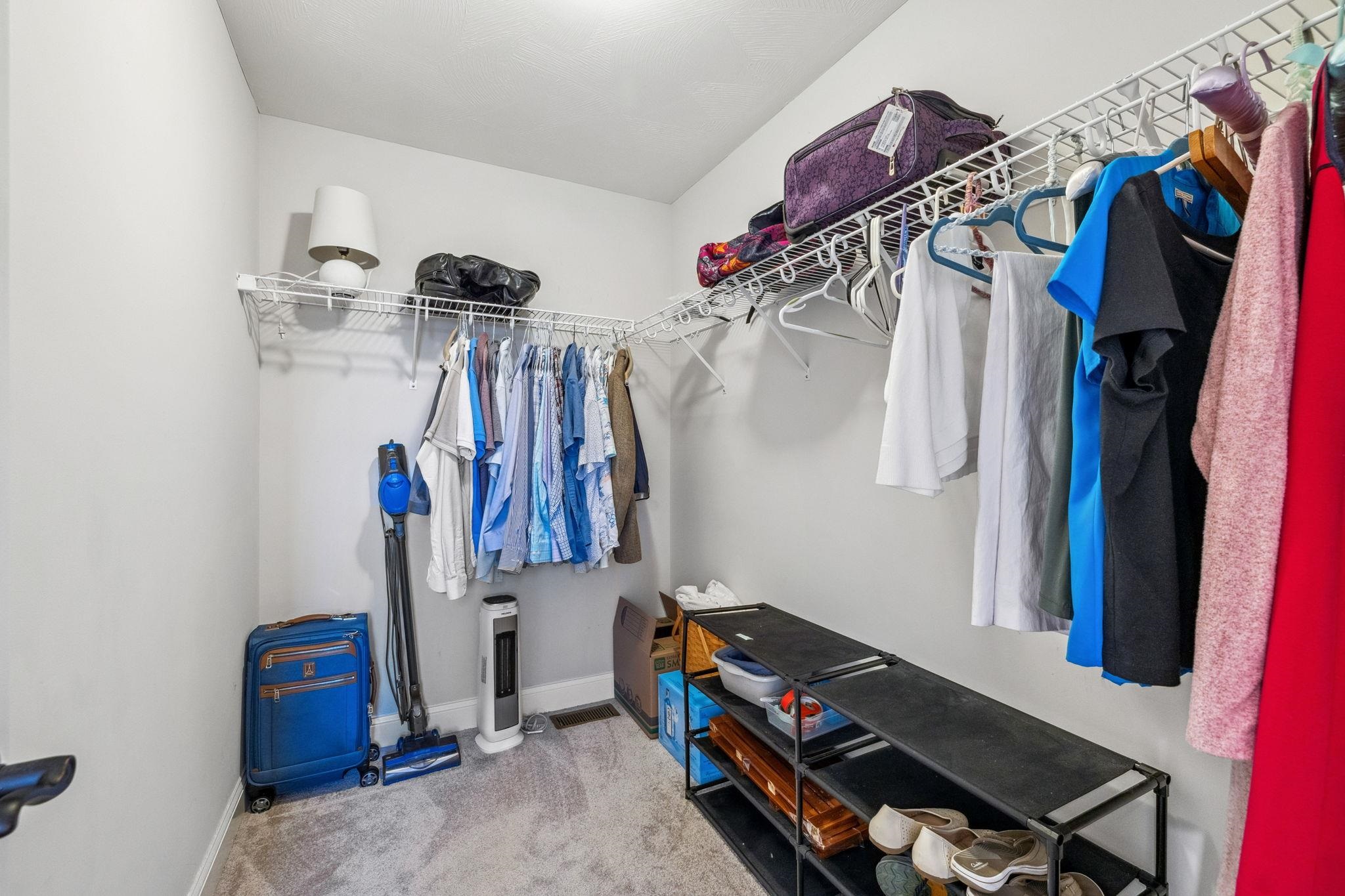 172 Brookview Drive Hooksett, NH 03106 - Photo 22 of 40