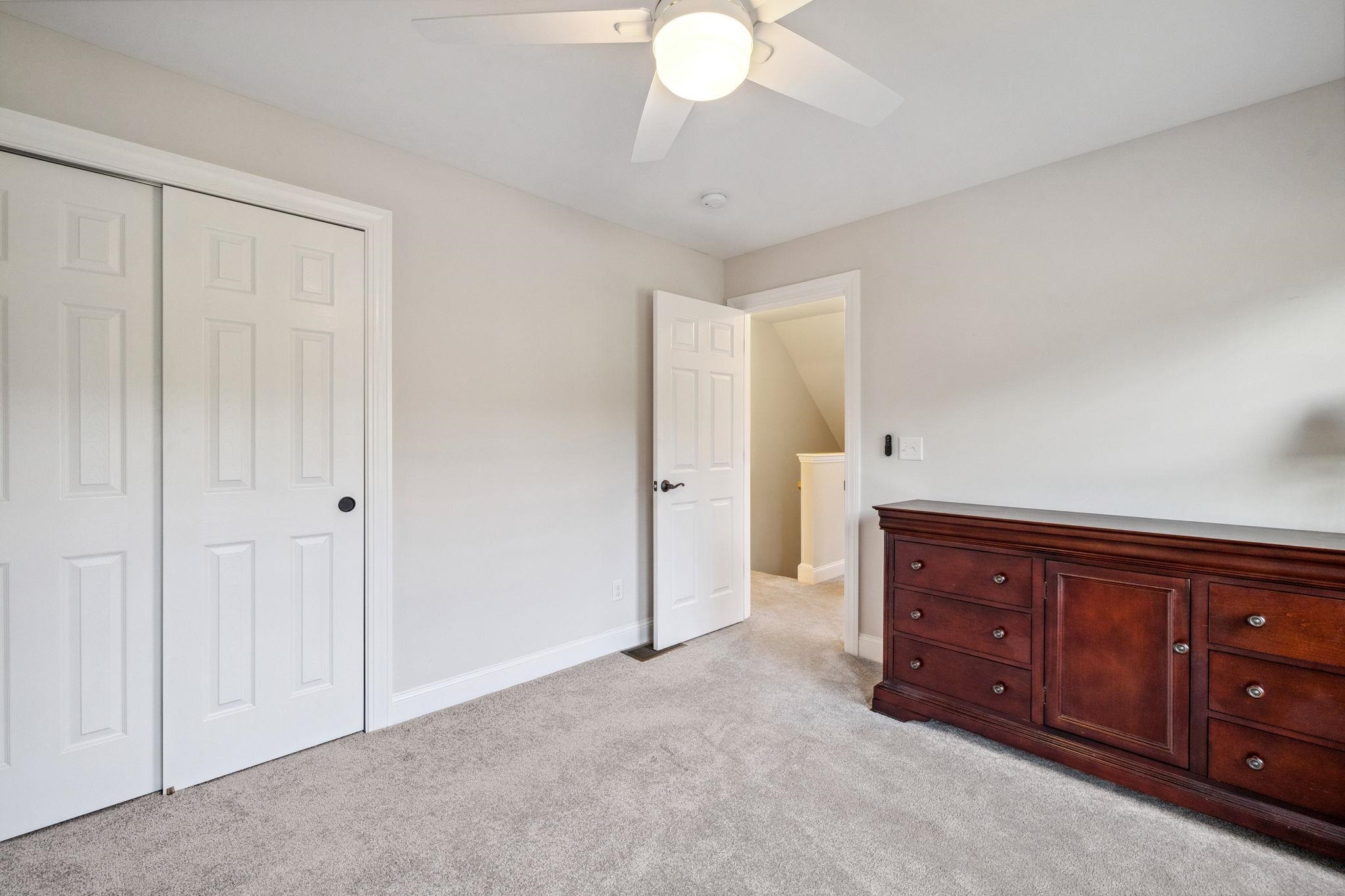 172 Brookview Drive Hooksett, NH 03106 - Photo 26 of 40