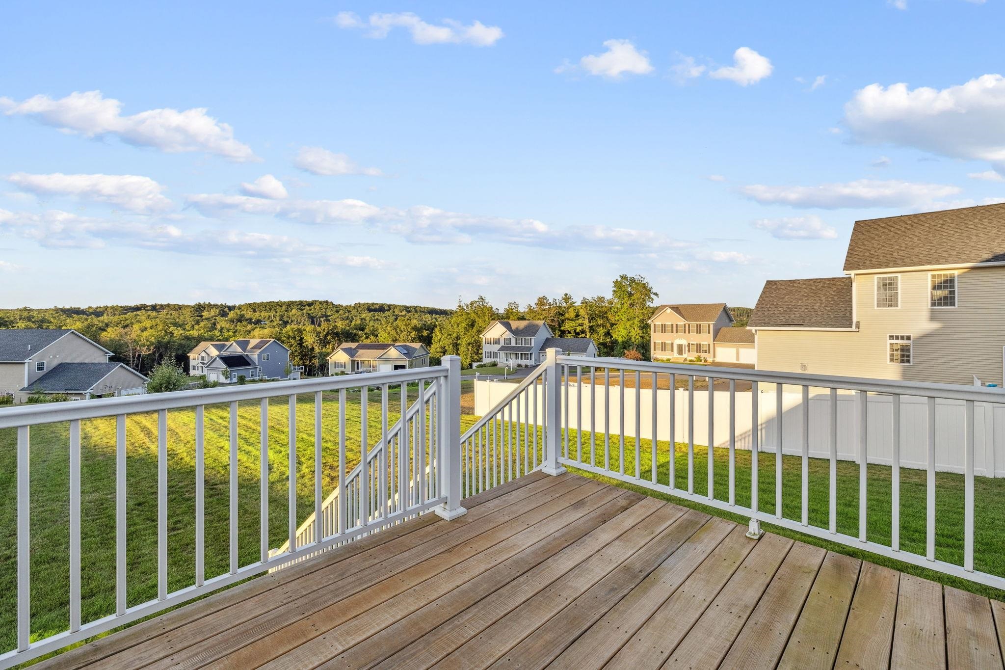 172 Brookview Drive Hooksett, NH 03106 - Photo 31 of 40