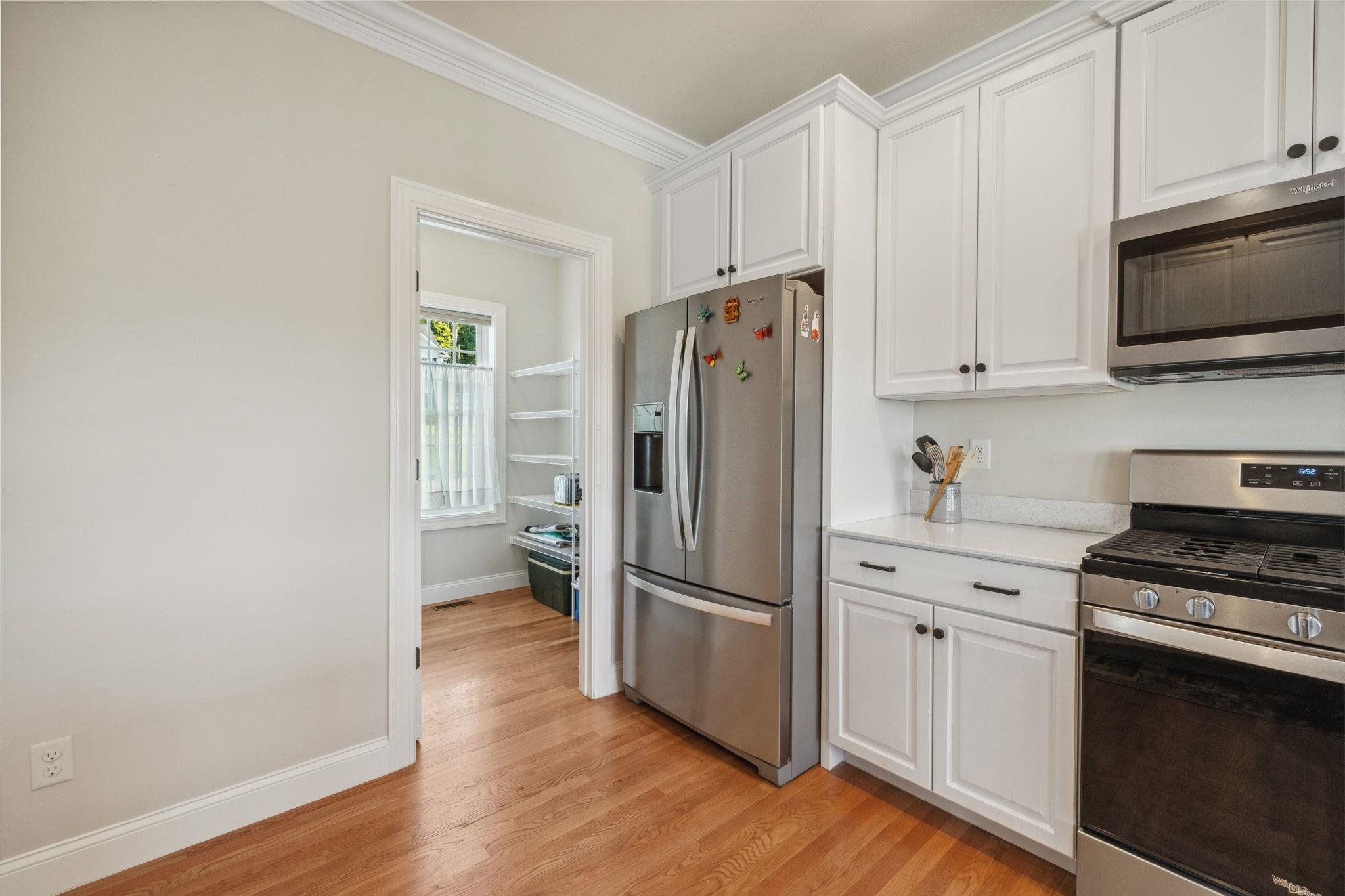 172 Brookview Drive Hooksett, NH 03106 - Photo 7 of 40