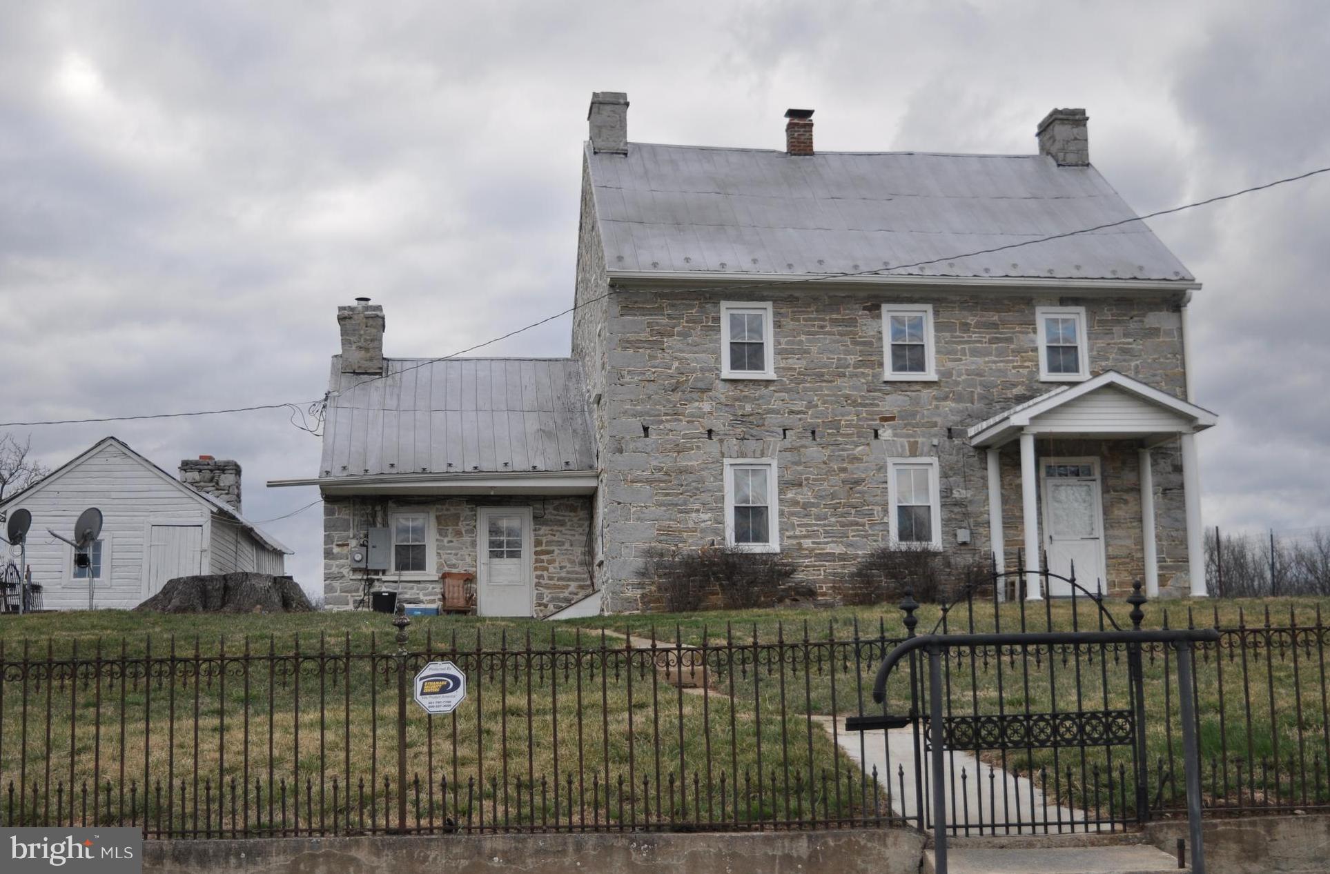 7234 Tommytown Road Sharpsburg, MD 21782 - Photo 2 of 31 Exterior (Front) pic from previous listing