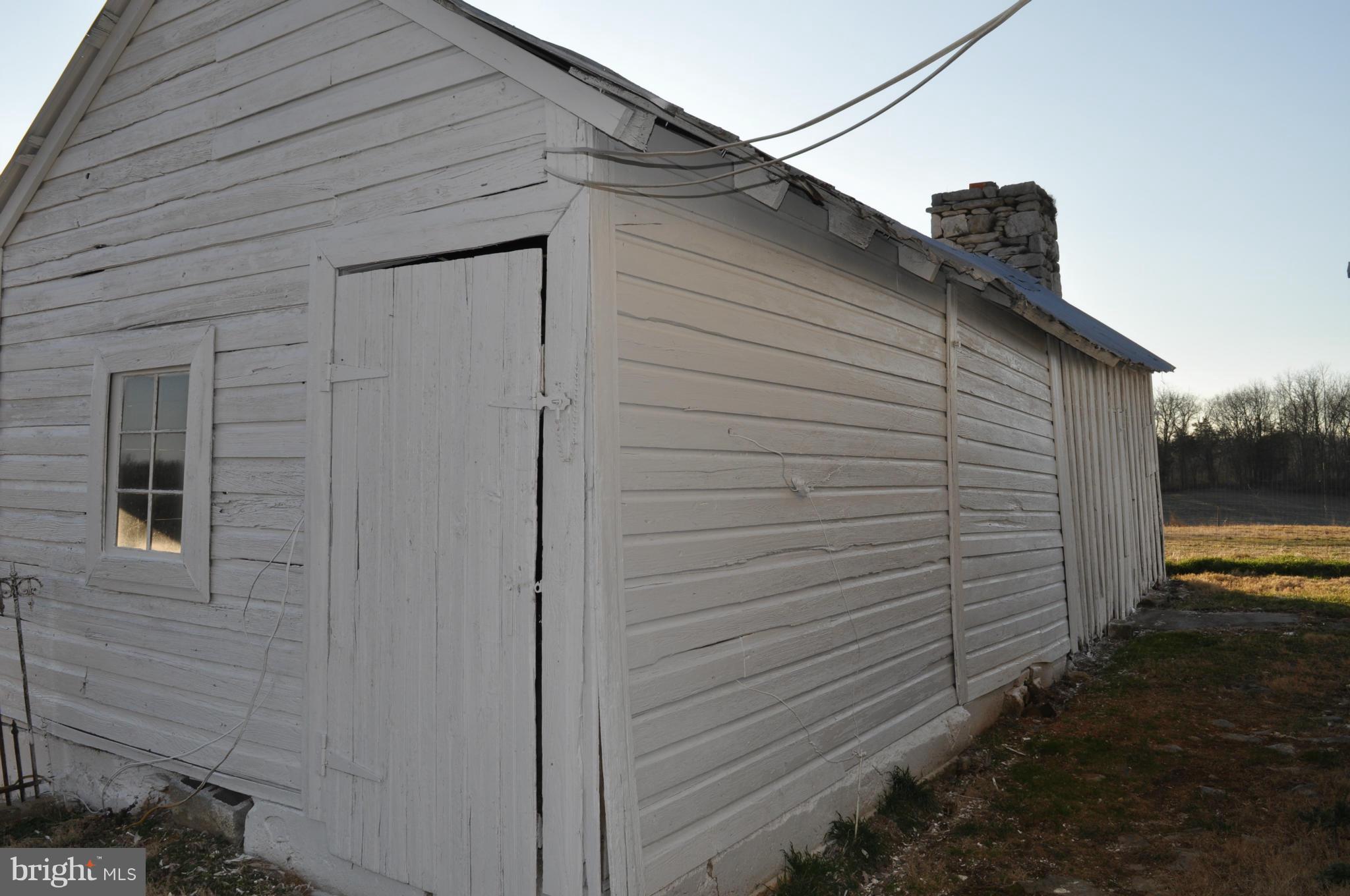 7234 Tommytown Road Sharpsburg, MD 21782 - Photo 27 of 31 Shed front - pic from previous listing