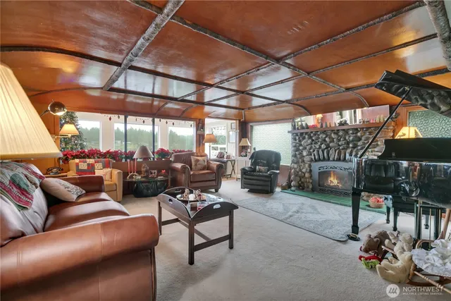 $2,500,000 | 30432 227th Place Southeast, Black Diamond, WA 98010