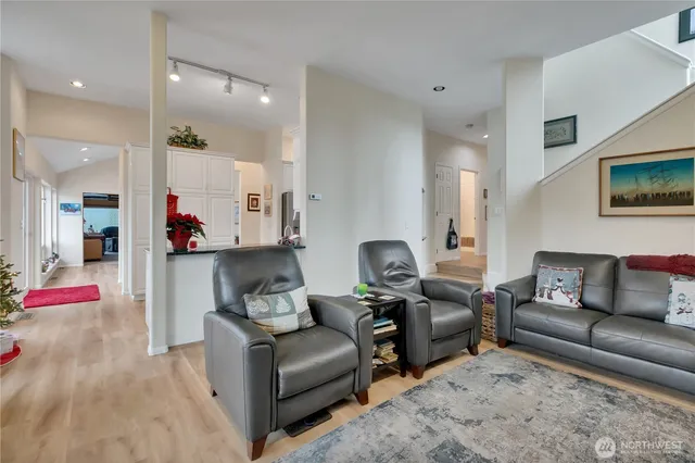 $2,500,000 | 30432 227th Place Southeast, Black Diamond, WA 98010