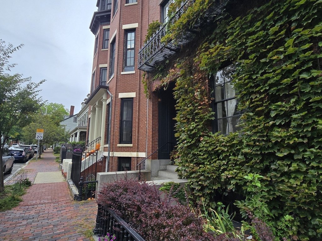 61 Otis Street, Unit 3 Cambridge, MA 02141 - Photo 16 of 18 front view of a building