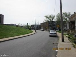 918 North Franklintown Road Baltimore, MD 21216 - Photo 7 of 16 Community