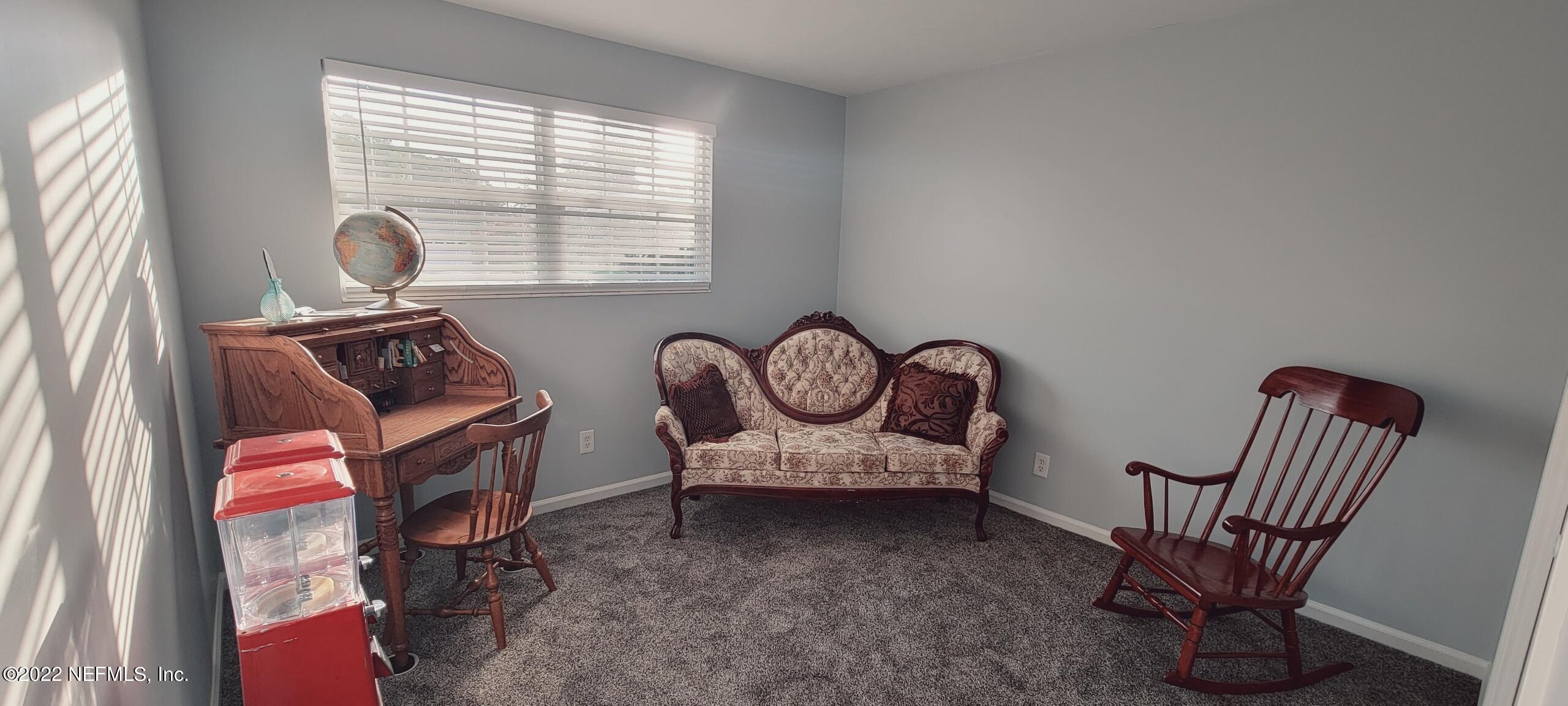 1043 Martinique Road Jacksonville, FL 32216 - Photo 12 of 24 2nd Bedroom