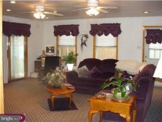 43 Colgate Road Atco, NJ 08004 - Photo 2 of 6 Gallery Image 2