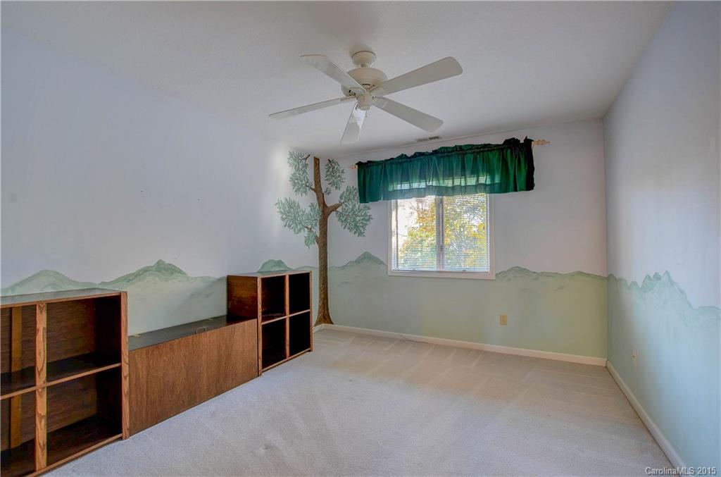 37 Fox Ridge Drive Fletcher, NC 28732 - Photo 16 of 24 Gallery Image 16