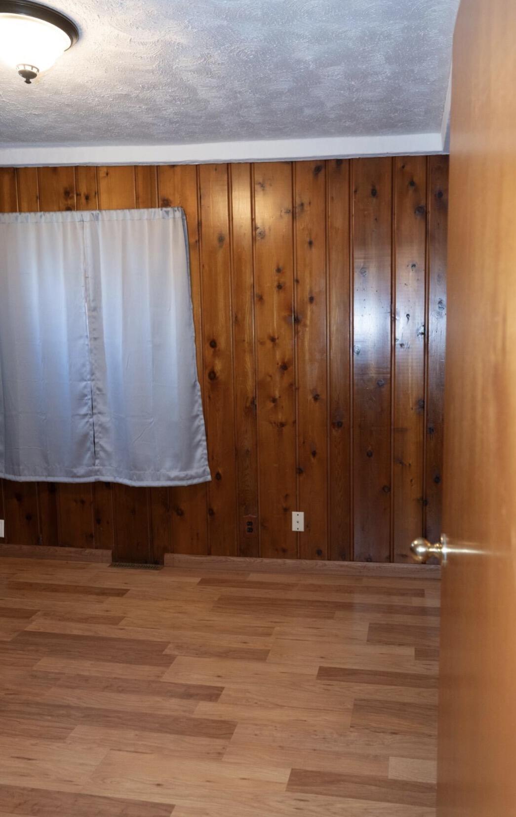 4153 4th Street Newport, MI 48166 - Photo 12 of 28 IMG_9844