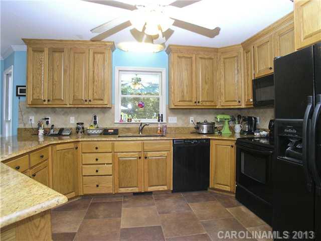 2428 Winding Trail Lane Fort Mill, SC 29708 - Photo 7 of 16 Gallery Image 7