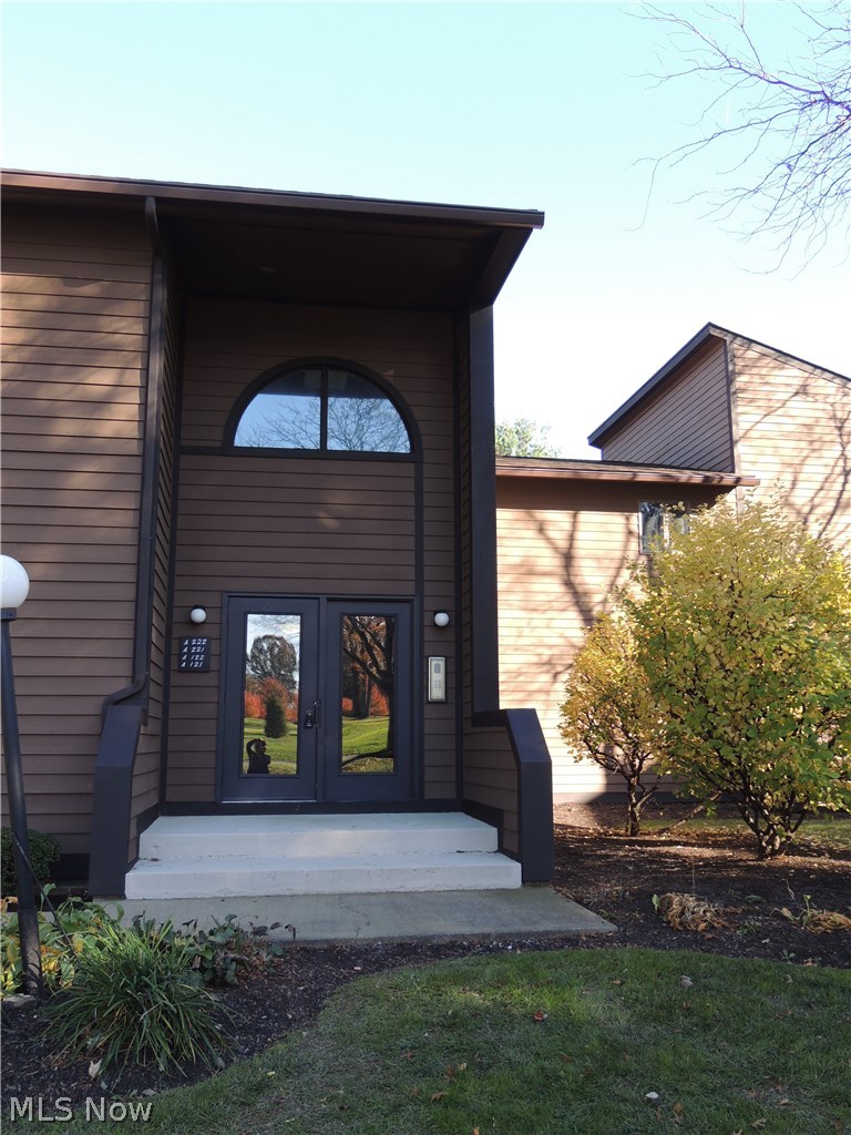 1175 East Calla Road, Unit A222 Youngstown, OH 44514 - Photo 1 of 14