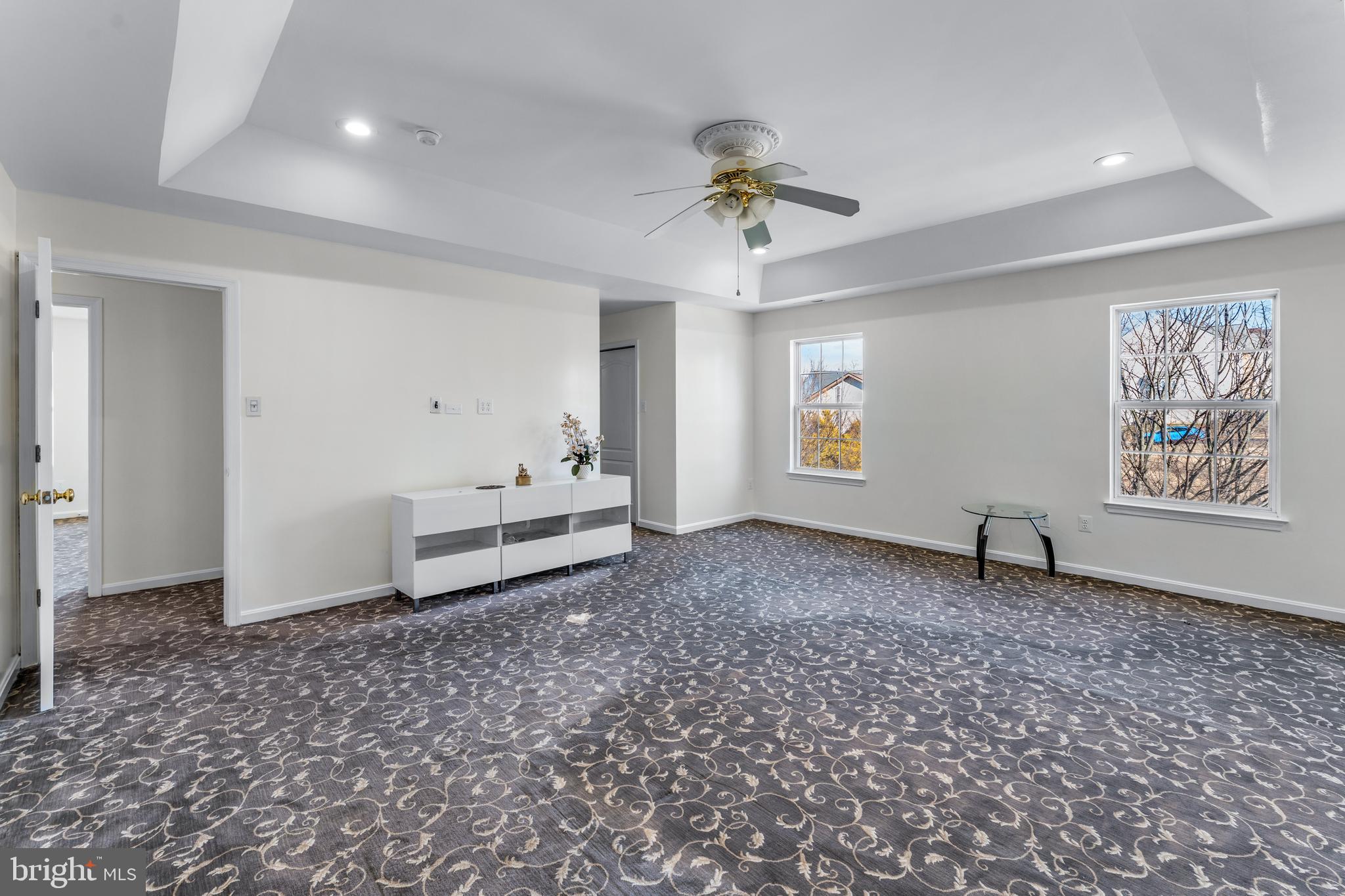 7510 Gilley Terrace Rosedale, MD 21237 - Photo 25 of 46 a living room with furniture and window