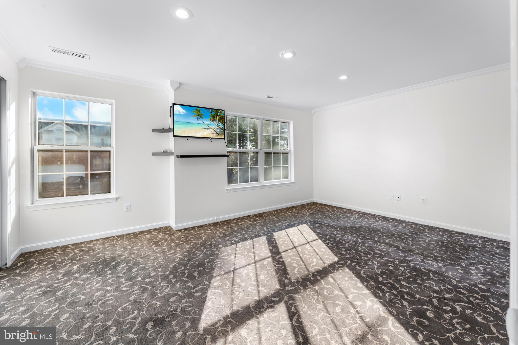 7510 Gilley Terrace Rosedale, MD 21237 - Photo 35 of 46 a view of an empty room and window