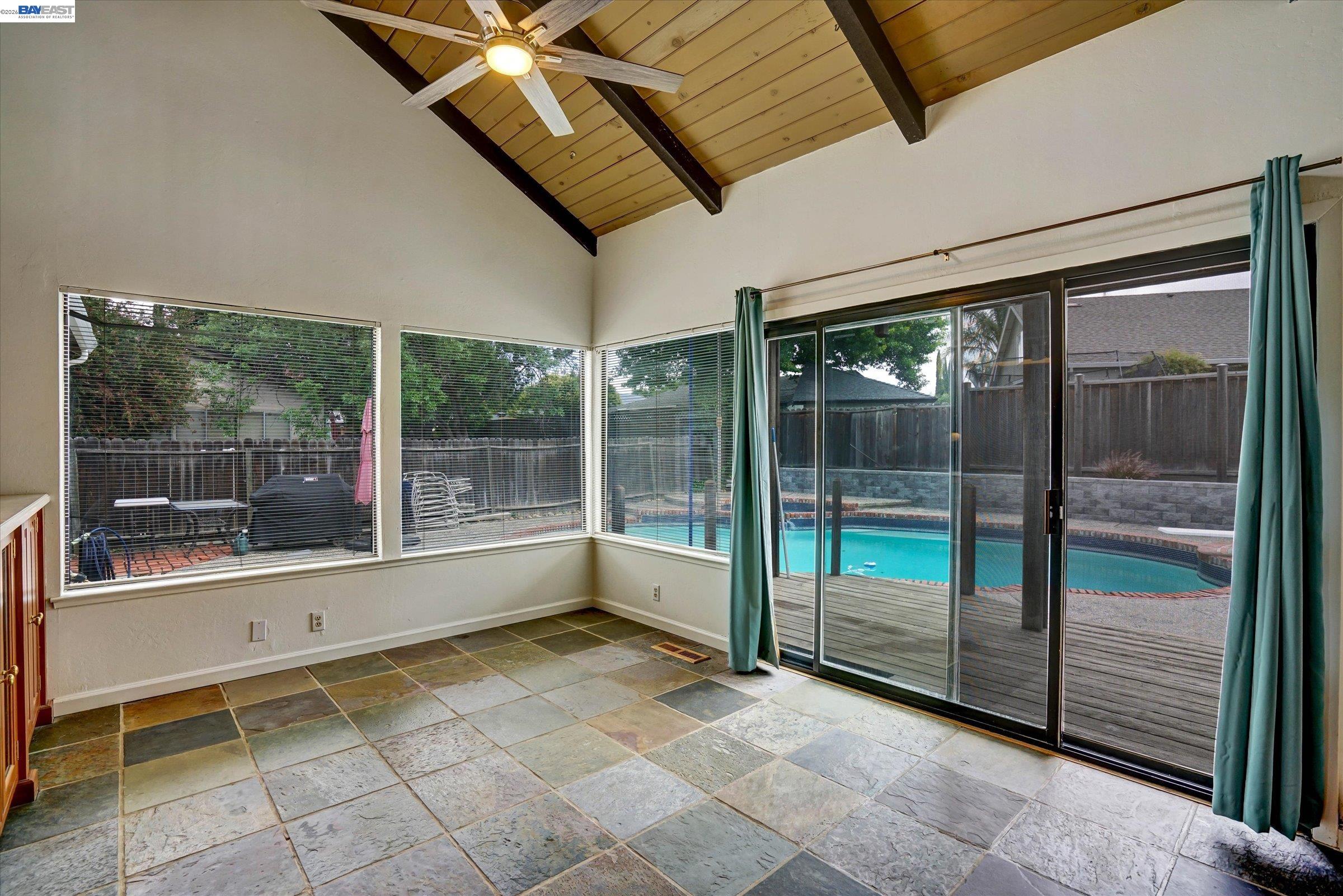 1463 Wilton Road Livermore, CA 94551 - Photo 24 of 34
