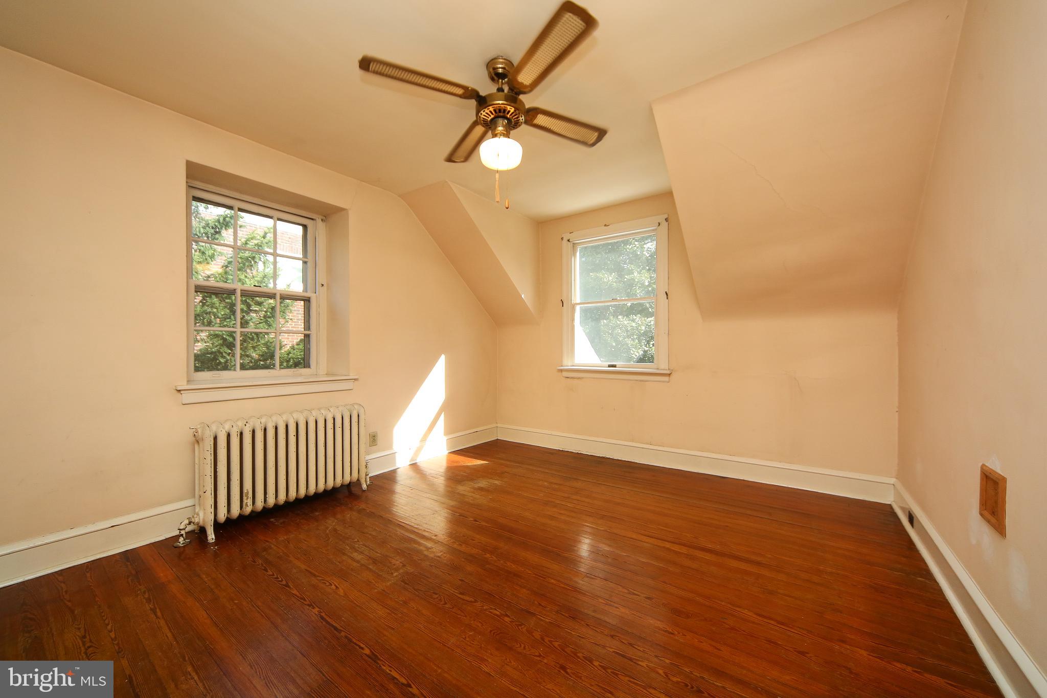 134 Rochelle Avenue Philadelphia, PA 19128 - Photo 12 of 28 Gallery Image 12