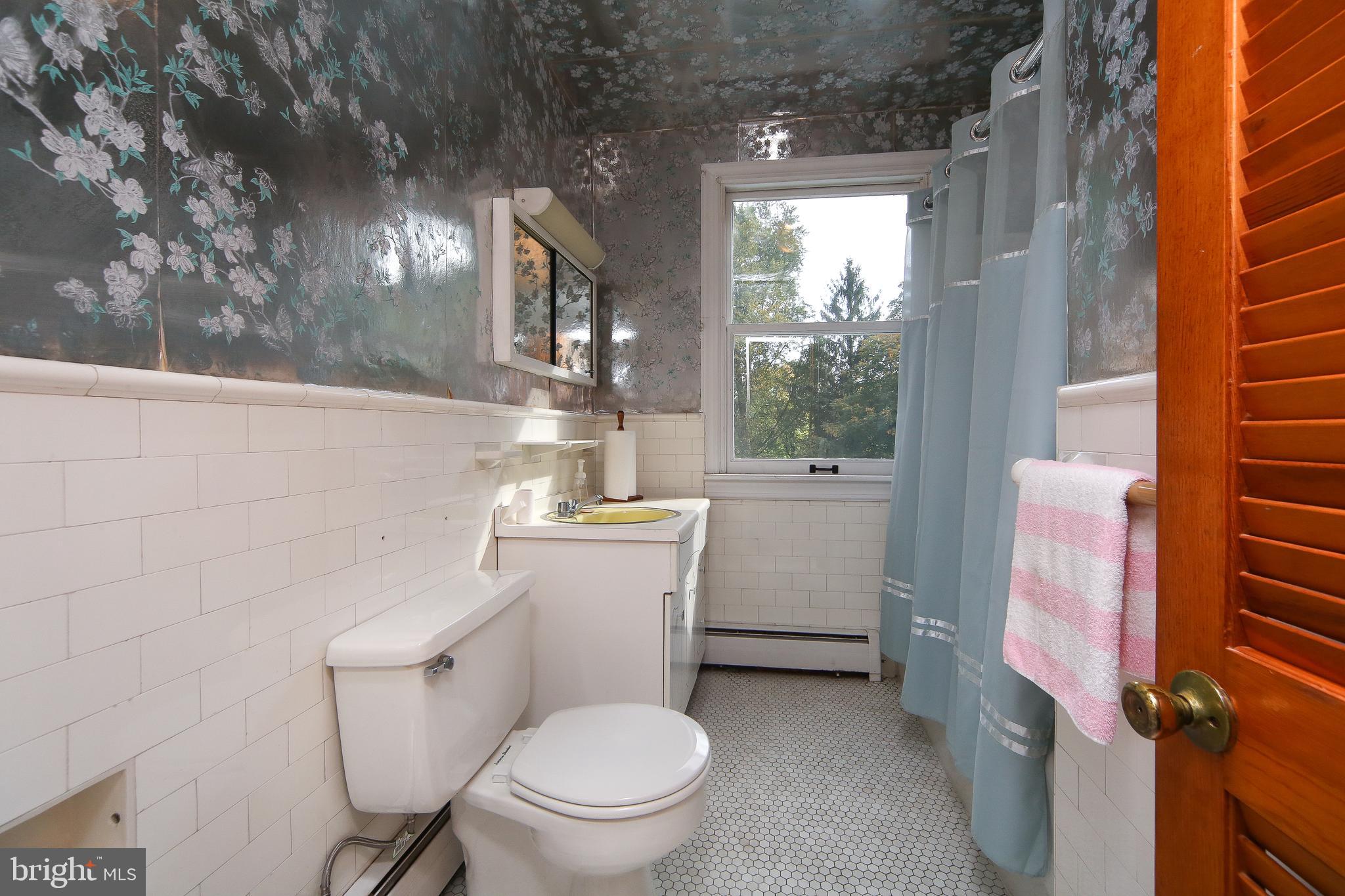 134 Rochelle Avenue Philadelphia, PA 19128 - Photo 14 of 28 Gallery Image 14